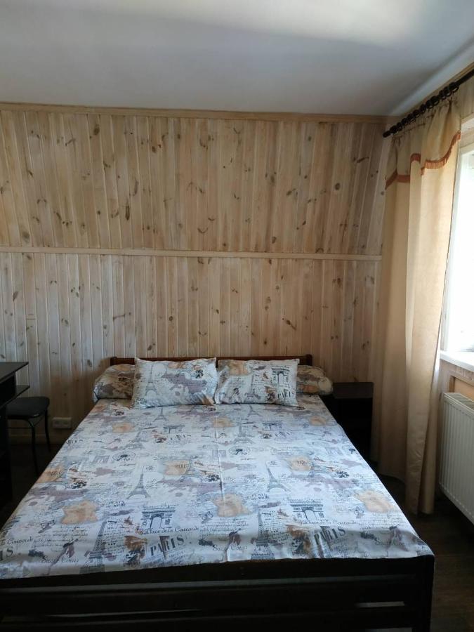 Hotel Restaurant Complex Boyarskiy Dvor Boyarka Zewnętrze zdjęcie