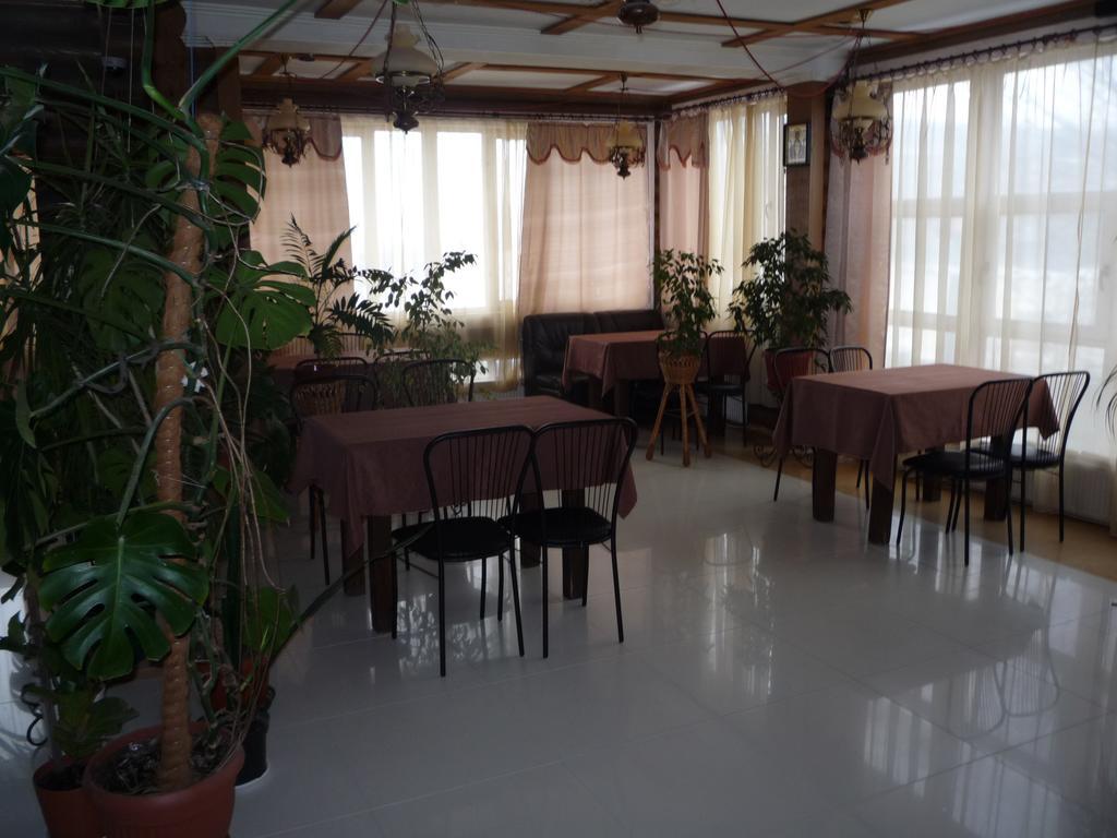 Hotel Restaurant Complex Boyarskiy Dvor Boyarka Zewnętrze zdjęcie