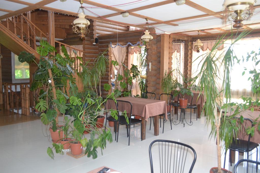 Hotel Restaurant Complex Boyarskiy Dvor Boyarka Zewnętrze zdjęcie