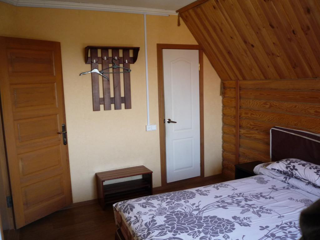 Hotel Restaurant Complex Boyarskiy Dvor Boyarka Zewnętrze zdjęcie