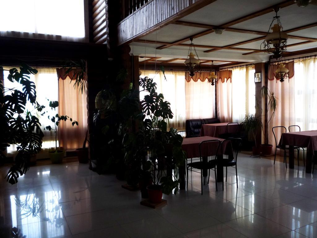 Hotel Restaurant Complex Boyarskiy Dvor Boyarka Zewnętrze zdjęcie