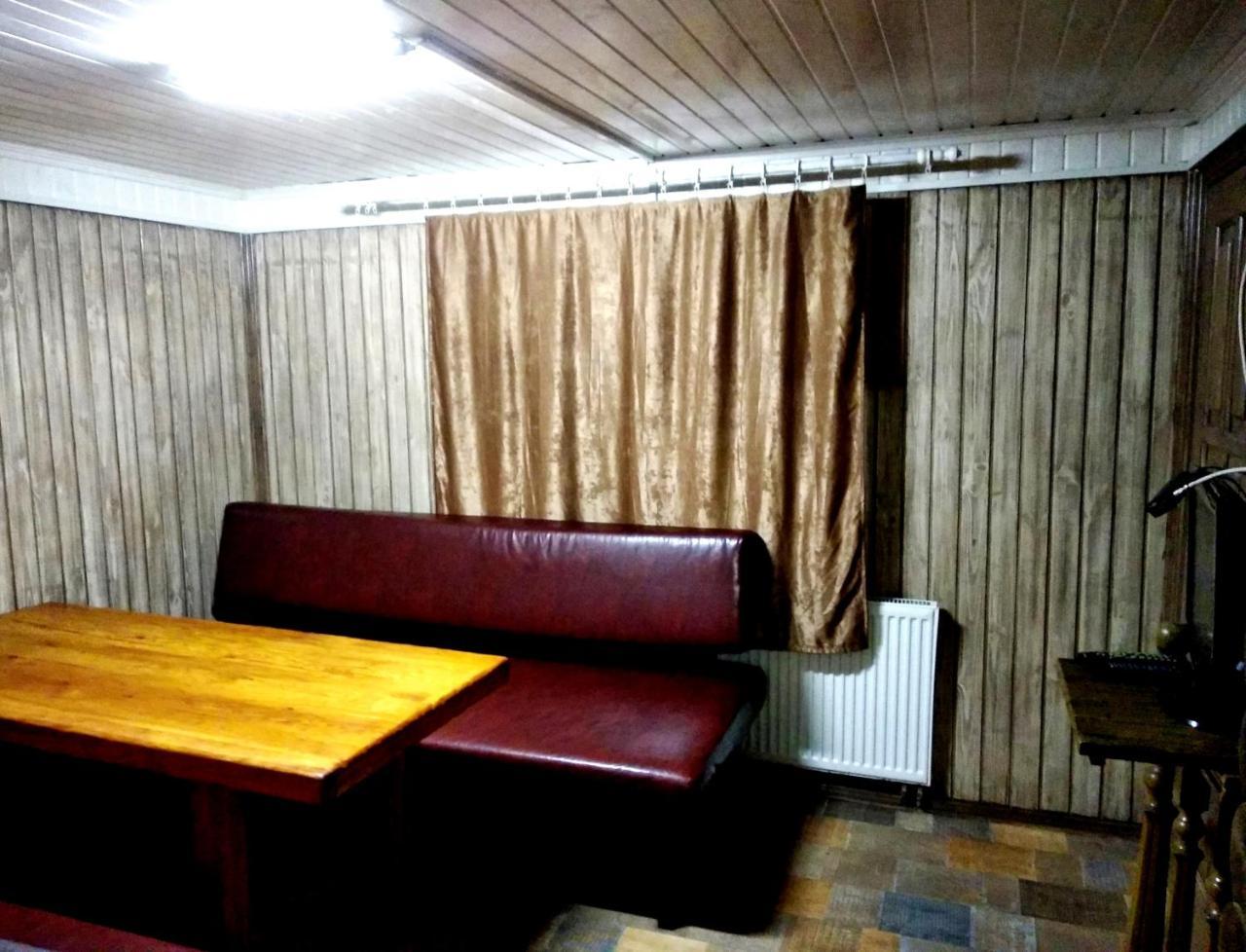 Hotel Restaurant Complex Boyarskiy Dvor Boyarka Zewnętrze zdjęcie